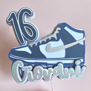 Decorazione per torta a forma di sneaker multicolore / Decorazione per torta per adolescenti / Decorazioni per feste a tema sneaker