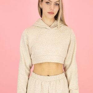 Cozy Fleece Hoodie, Cropped Hoodie, Warm Pullover, Comfy Lounge Wear, Stylish Crop Top 画像 1