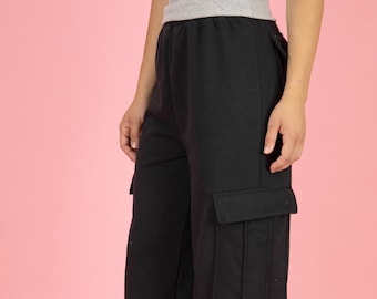 Pantalon de jogging ample en polaire confortable, Pantalon de jogging avec poche cargo, Vêtements de détente élégants, chauds et confortables, Pantalon cargo décontracté, Mode hiver femme