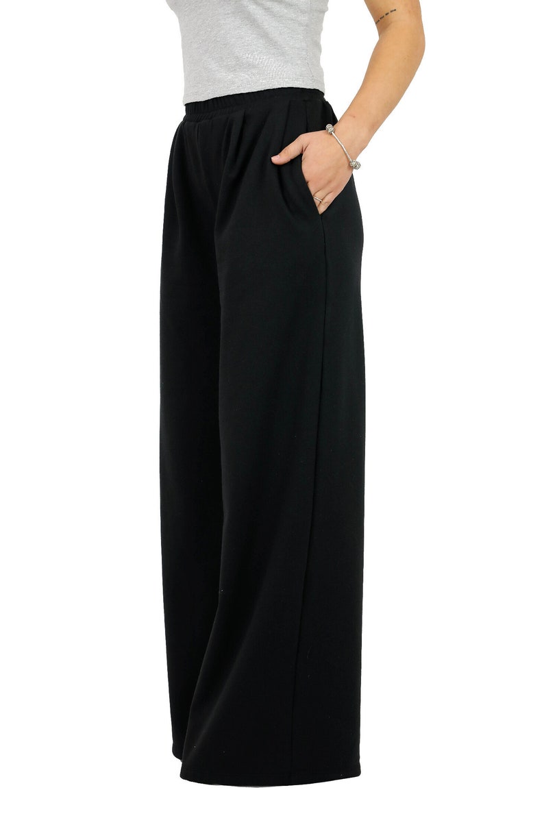 Premium Fleece Jogger Sweatpants for Women's Oversized Wide Leg Open