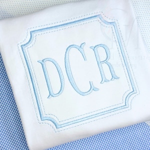 Elegant Square Frame Crest Machine Embroidery Design
