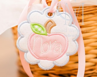 In the Hoop Satin Scallop Apple Bag Tag Embroidery Design