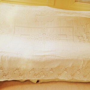 Vintage Off-White Lace Tablecloth, 62" x 74" Rectangle, Cotton/Polyester