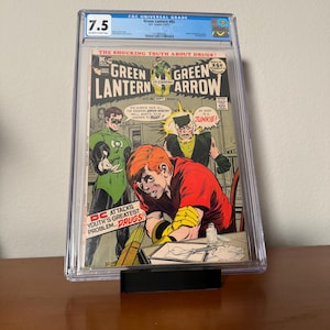 3D Printed Graded/Loose Comic Book Stand 3 Pack