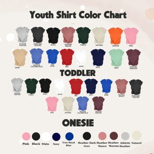 Peut inclure: Nuancier de couleurs pour chemises pour enfants montrant les diff&eacute;rentes couleurs disponibles pour les tailles enfant, tout-petit et b&eacute;b&eacute;. Les couleurs incluent le gris chin&eacute; athl&eacute;tique, le gris chin&eacute; fonc&eacute;, le noir, le mauve chin&eacute;, le vert for&ecirc;t, le naturel, l'orange, le rose, le bleu columbia chin&eacute;, le bleu royal, le rouge, le blanc, le marine, la menthe, le marron chin&eacute; et le sable.