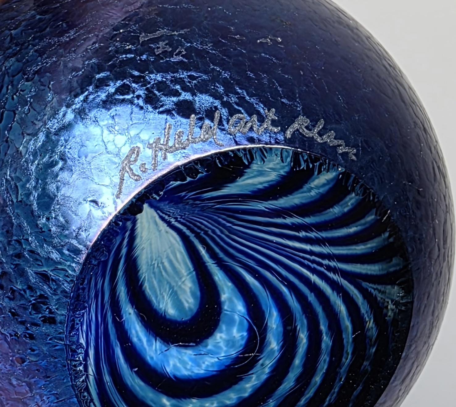 Robert Held アートガラス Signed Robert Held Art Glass Sphere - Etsy Canada