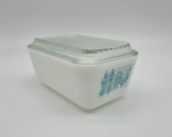 Pyrex Amish Butterprint 1.5PT Refrigerator Dish
