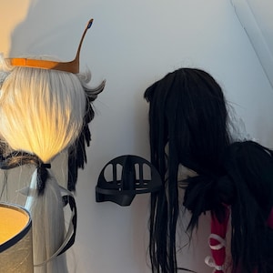 Wall Mounted Wig Holder [3D printable files]