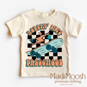 Rolling Into Preschool T-shirt 1ère journée d'école - T-shirt 1ère journée d'école pour tout-petit - Chemise école de skateboard pour enfants
