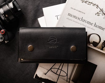 Embrague de cuero negro, cartera de cuero para mujer, cartera de embrague de cuero para mujer, cartera de bolsillo de pulsera, regalos de monograma para ella