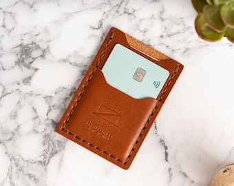 Tarjetero, billetera para hombre, billetera grabada, billetera para padrinos de boda, billetera de cuero, billetera personalizada, regalo de novio para hombres, regalo del día del padre para él