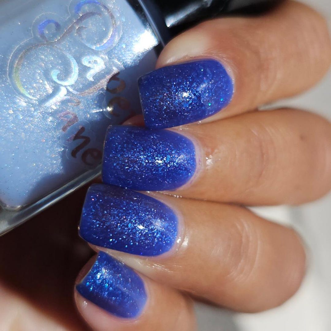 Frostbit Blue Frostbite!, A Blue to Light Blue Thermal Polish - Etsy
