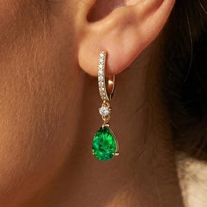 Geboortesteen diamanten oorbellen smaragd, bungelende smaragddruppels, bruidsoorbellen mei geboortesteen