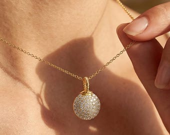 14 kt massief gouden diamanten schijfhanger: effen setting