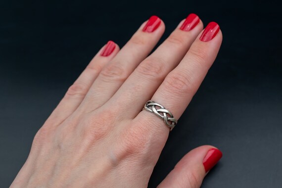 Braided Celtic ring sterling silver, simple basic… - image 2