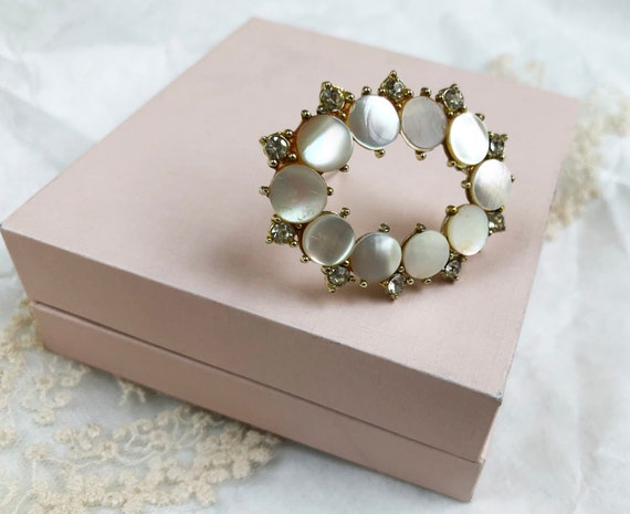 Elegant brooch for bride, oval MOP brooch for wed… - image 3