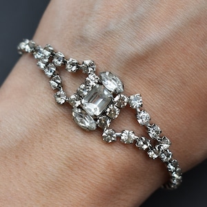 Vintage rhinestone bracelet for women, dainty clear crystal cocktail party bracelet, fancy elegant wedding jewelry for brides, fast shipping