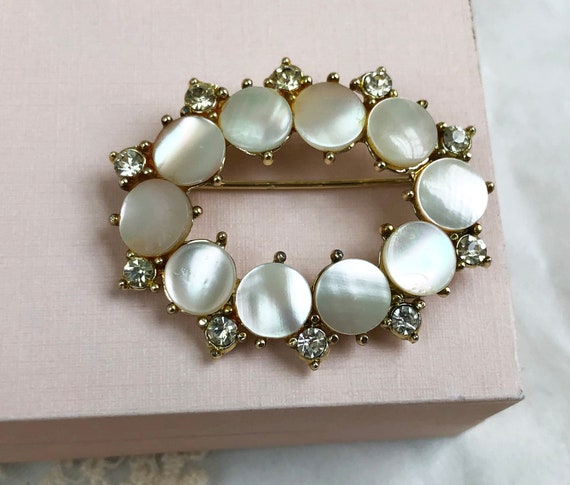 Elegant brooch for bride, oval MOP brooch for wed… - image 4