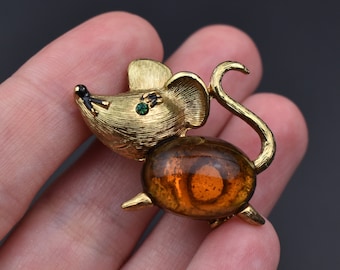 Little mouse brooch pin, glass crystal brooch, 60s vintage jewelry, small lapel pin, cute animal jewelry gift women, quirky antique jewelry