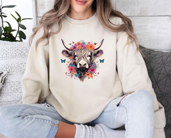 Highland Cow Sweatshirt, Floral Cow Sweater, Farm Girl Crewneck, Farm Life Jumper, Cow Lovers Gift, Cow Lover Jumper, Heifer Sweatshirt