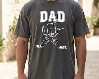 T-shirt Dad Fist Bump Comfort Colors® avec noms personnalisés, cadeaux pour la fête des pères