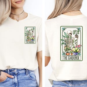 Der Gärtner Shirt, Skelettpflanze Shirt, Tarot-Karten-Shirt, Gartenarbeit Mama T-Shirt, Gartenarbeit Papa Shirt, Pflanzenliebhaber Geschenk, botanische Shirt