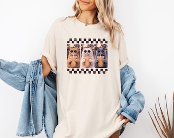 Chemise Comfort Colors® chat buvant du café, chemise café girly, t-shirt café animal, café glacé chat, cadeau pour amateur de café