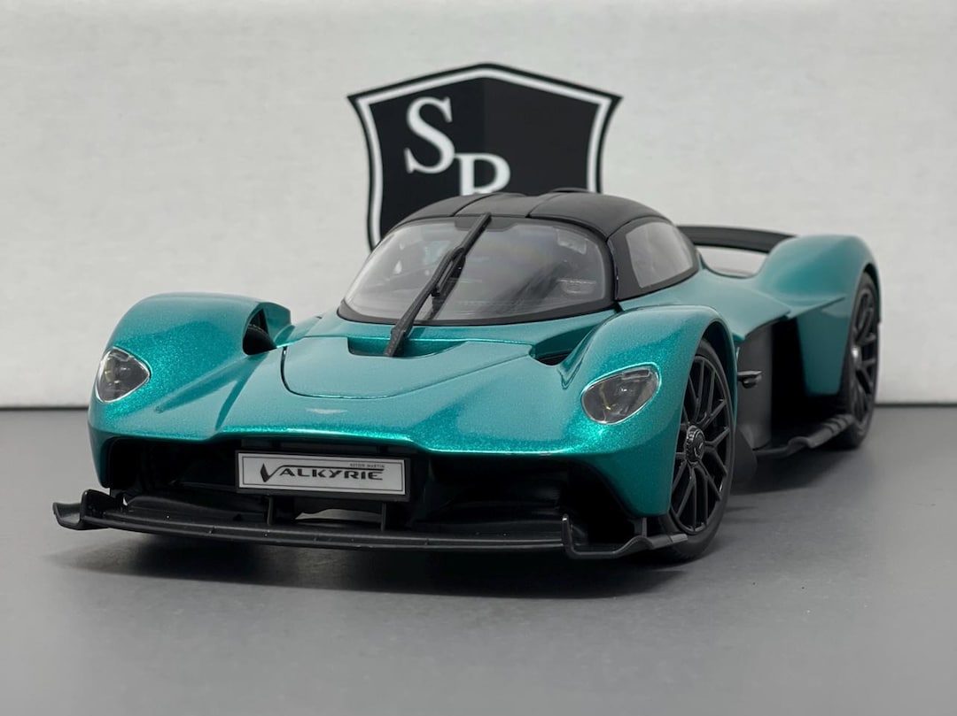 1:18 Aston Martin Valkyrie ´22 grün - 1:18 Special - Edition - Maisto Modelle - Modellbau & Technik - Marken & Produkte