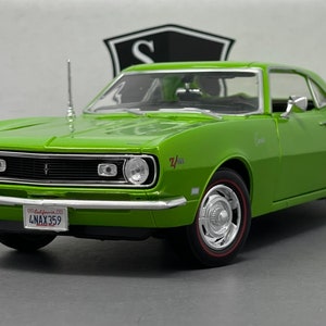 Chevrolet Camaro Z28 - Maisto 1:18 Diecast