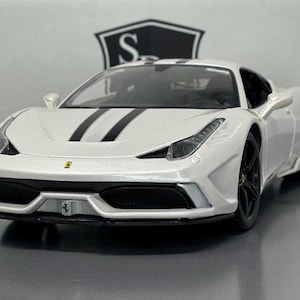 Ferrari 458 Speciale - Maisto 1:18 Diecast