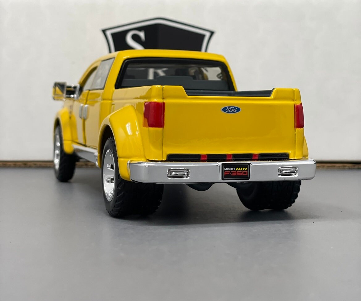 〚貴重〛MAISTO Ford Mighty F-350 フォード ミニカー TONKA CLASSIC PICKUP COLLECTION FORD MIGHTY F-350 TONKA