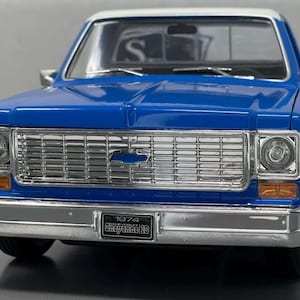 シボレー C10 シャイアン スーパー - マイスト 1:18 ダイキャスト