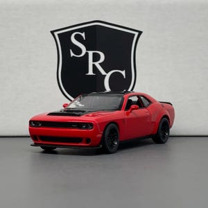 Dodge Challenger SRT Demon 170 - Kinsmart 1:40 Diecast