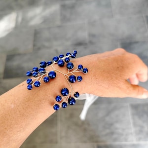 Dark Blue Pearl Wedding Wrist Corsage – Gold or Silver Wire Option – Bridesmaid Bracelet for Wedding & Prom