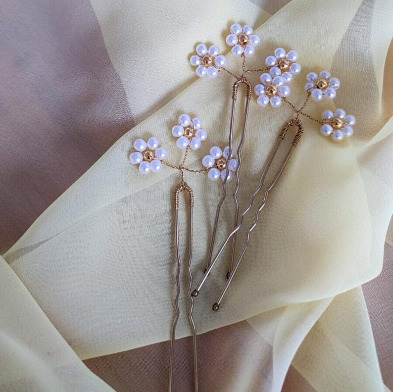 Bridal Hair Pins Set of 3 | White Pearl Flower Pins | Gold Wire Wedding Hair Accessories/Daisy Hair pins/wedding Hair Piece image 7