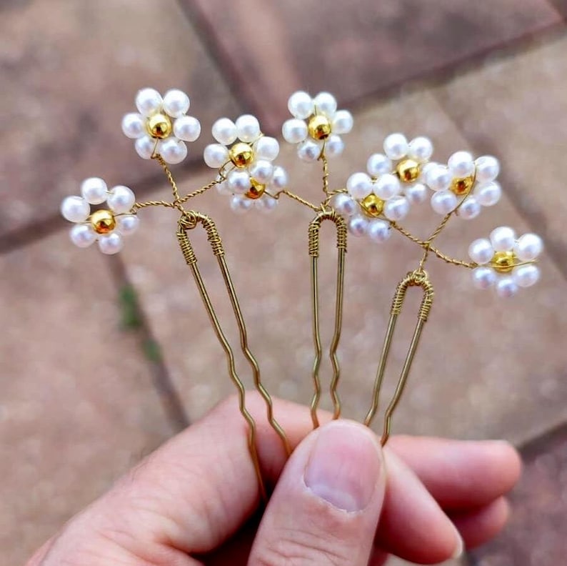 Bridal Hair Pins Set of 3 | White Pearl Flower Pins | Gold Wire Wedding Hair Accessories/Daisy Hair pins/wedding Hair Piece image 2