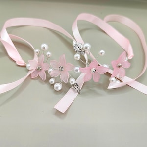 Bridesmaid wedding flower bracelet/Pink Corsage/Blue Corsage/Hand Flowers Bride wrist corsage/Pearl bracelet prom corsage/wrist flower