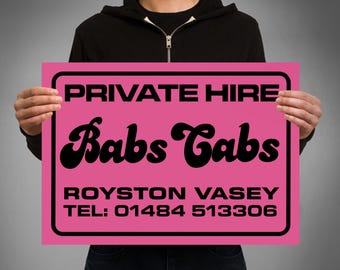 Affiche imprimée Babs Cabs Royston Vasey. Ligue des gentlemen. Comédie de la BBC. Humour noir. Reece Shearsmith Steve Pemberton Inside numéro 9