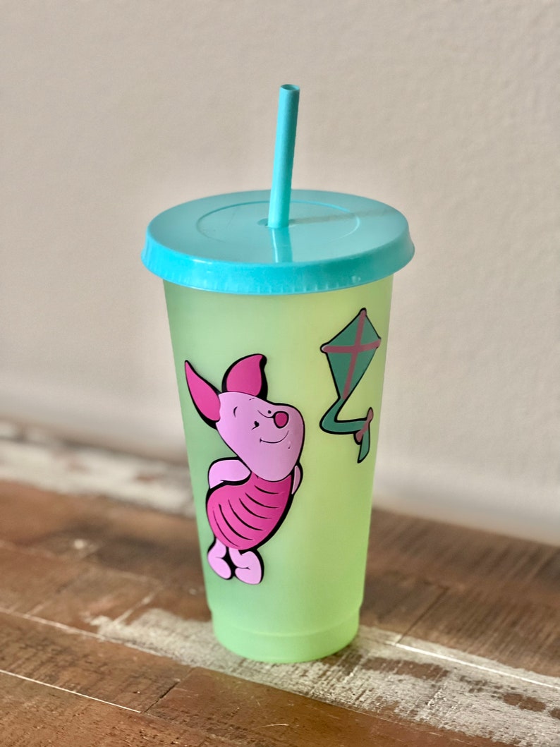 Color Changing Cup Featuring Pooh, Piglet, Tigger & Eeyore Disney Cold