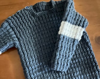 Handmade knitted jumper - Size 3-6mths