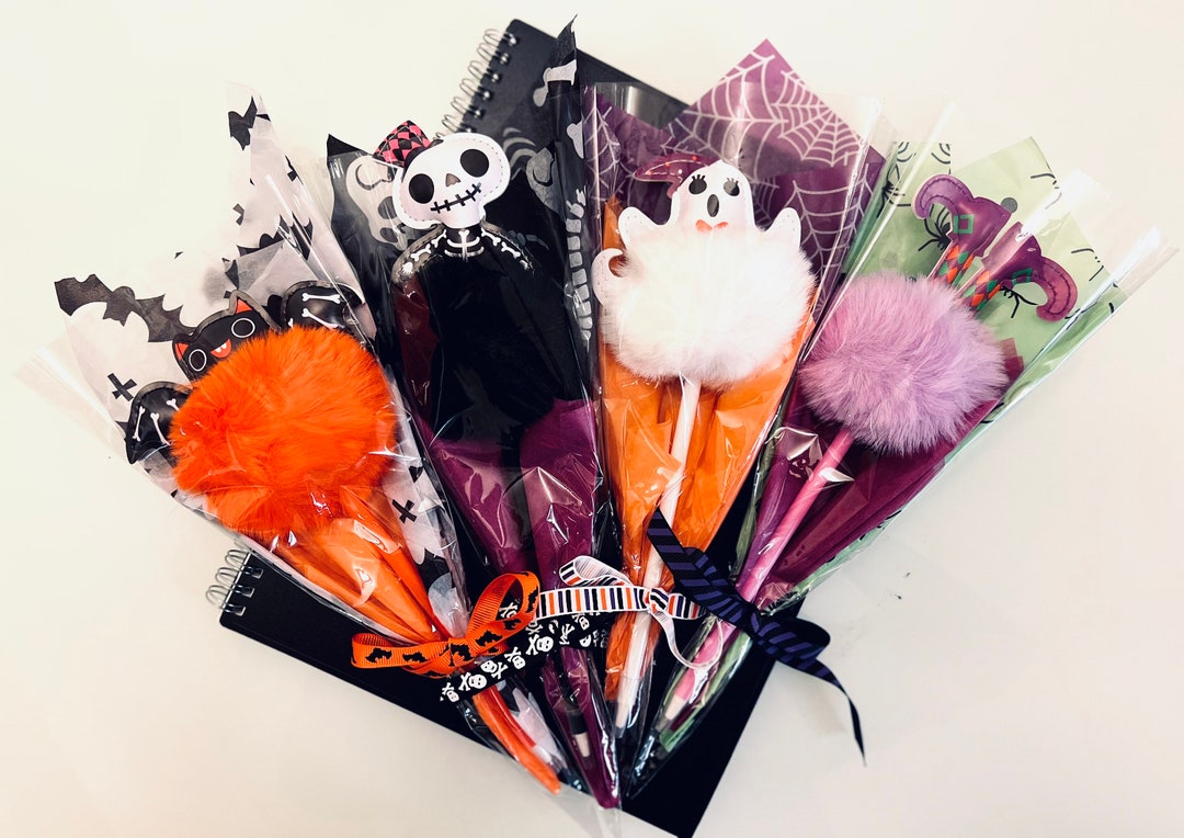Halloween Pens set of 4, Halloween Party Favors, Halloween Teacher Gift