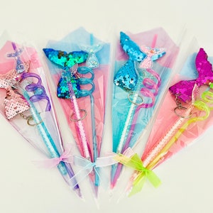 Individual Mermaid Bouquet Favor Pack, Sequin Keychain, Mermaid Tail Pen, Reusable Straw, Summer Birthday Party Favors, Mermaid Party Favor