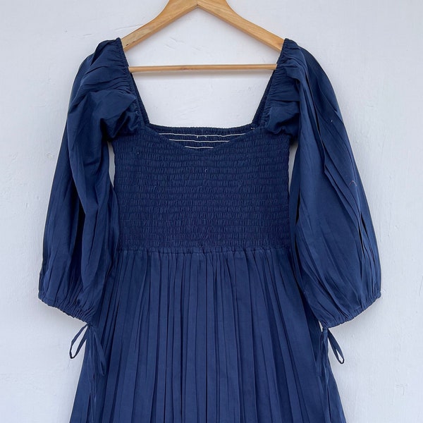 Ciemnoniebieska bawełniana sukienka maxi | sukienka maxi z marszczeniami | długa sukienka maxi w stylu boho | niebieska gładka sukienka maxi