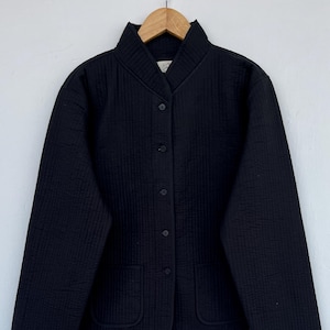 Women's Quilted Cotton Jacket: Solid Black quilted coat , Full Sleeves winter jacket