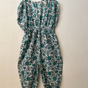 Hand Block Print Overall ärmellose Outfits geblümt bedruckter Overall Baumwoll-Outfits Bild 5