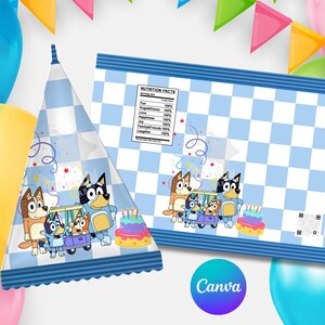 Könnte beinhalten: Blau-weiß karierte Partyhüte und Tüten mit Cartoonfiguren, einem Kuchen und dem Text "Nutrition Facts". Der Hintergrund umfasst Luftballons und bunte Wimpel, was auf ein Geburtstagsthema hindeutet.
