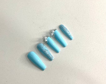 Blue and Pearls Press On Nails Set