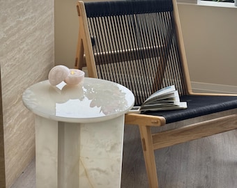 Onyx Accent Table: Round Plinth Side Table Multi-Color