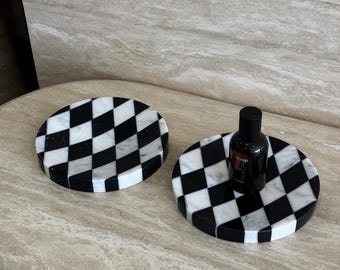Handmade Marble Checkered Tray: Black & White Decorative Plate
