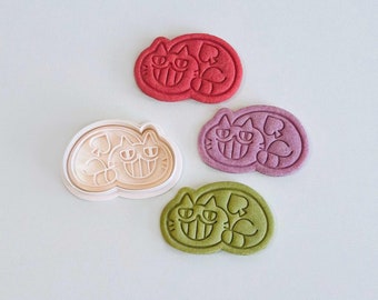 Smiley Face Cat Cookie Cutter | Halloween Cat with Spade Cookie Cutter Stamp Set | Spooky Fondant Molds | 3D Printed